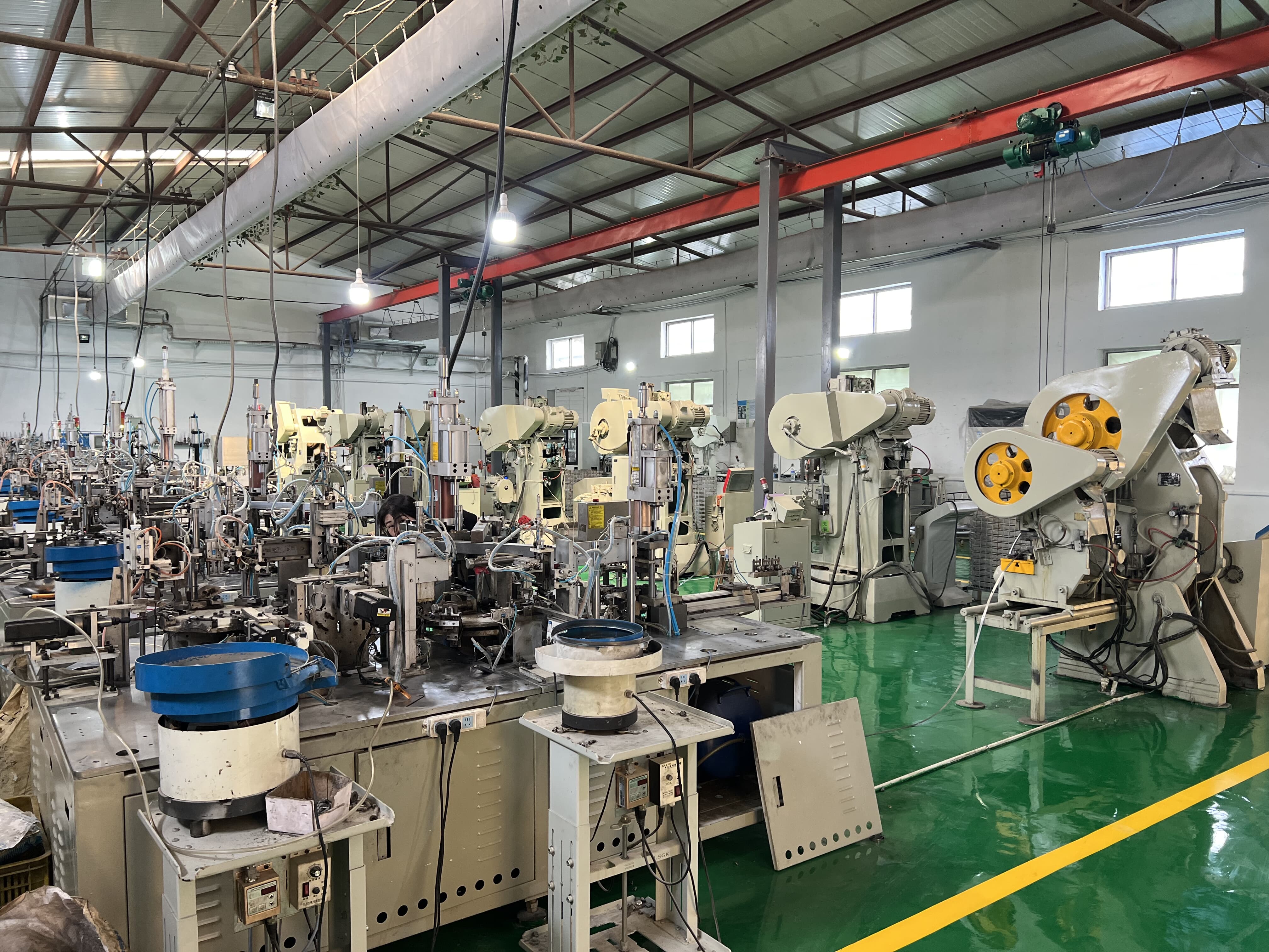 Oficina de produção de braçadeira tipo P