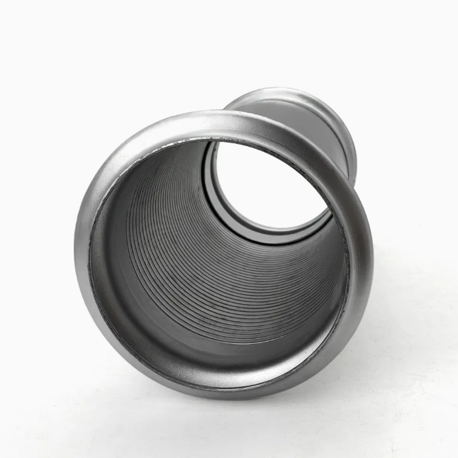 Tubo Flexível de Escape Volvo para Caminhões Pesados ​​– OE 20709027